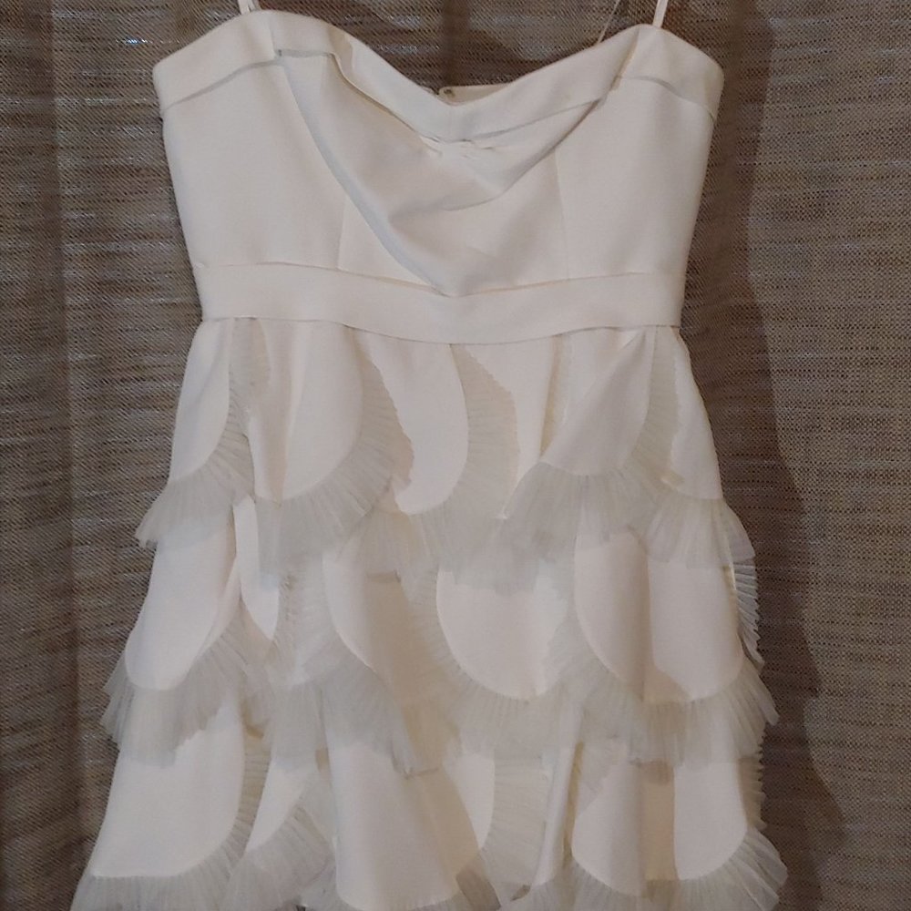 Adorable BCBG Maxazria Strapless White mini dress